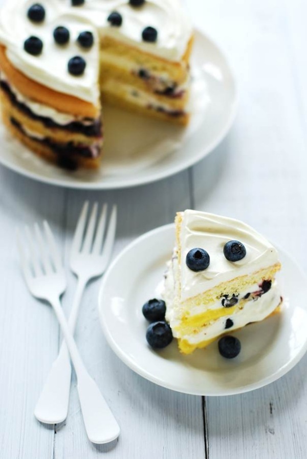 Čučoriedková torta-krémová polevová veľkonočná dezertná predstava