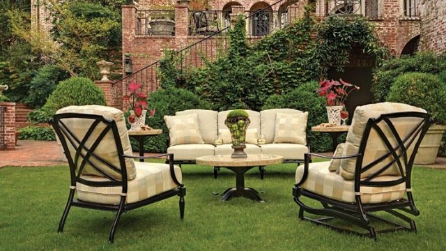 vonkajšie krémové kovové kvety svieža štýlová záhrada