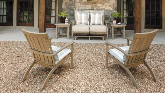 vzor aktuálne nápady na dekoráciu kamenných podlahových krytín vonkajší nábytok pruhovaný vzor súčasná kamenná podlaha