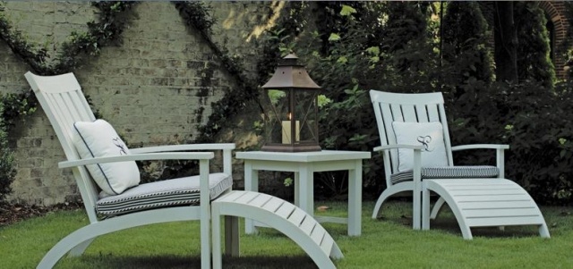 záhradný nábytok útulný a príjemný na trávenie času vonku vonkajšia záhrada útulná a príjemná na trávenie času vonku