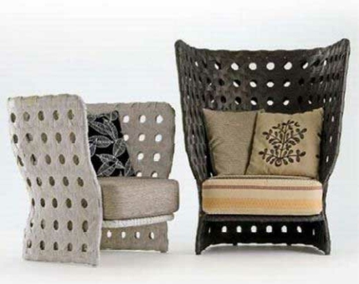 elegantné biele a čierne ratanové stoličky elegantne-bielo-čierno-ratanové stoličky