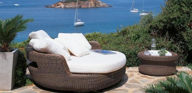 Okrúhla čalúnená podložka s dizajnom okrúhlej pohovky-látka Eden Waprolace