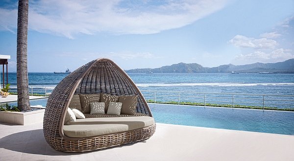 ratanový vankúš na ležadlo do obývačky