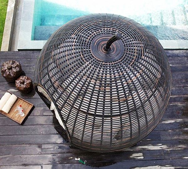 ratanový gauč skyline design jablko tvar