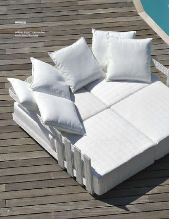 Lehátko v modernom dizajne štýlové biele lehátko - záhradný nábytok