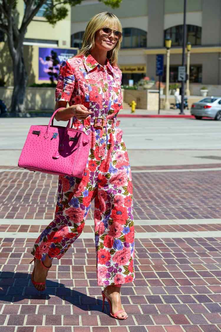 Nápady na kvetinové kombinézy na jar 2021