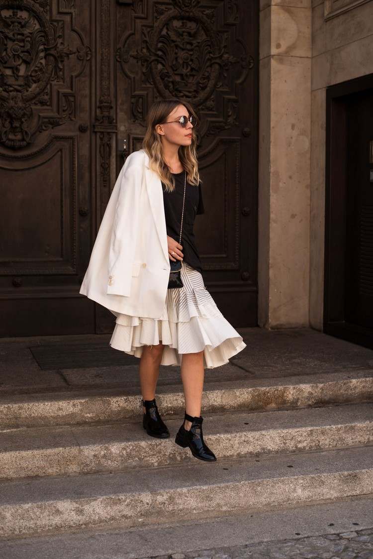 Sukne Flounce kombinujú nápady na oblečenie na jar 2021