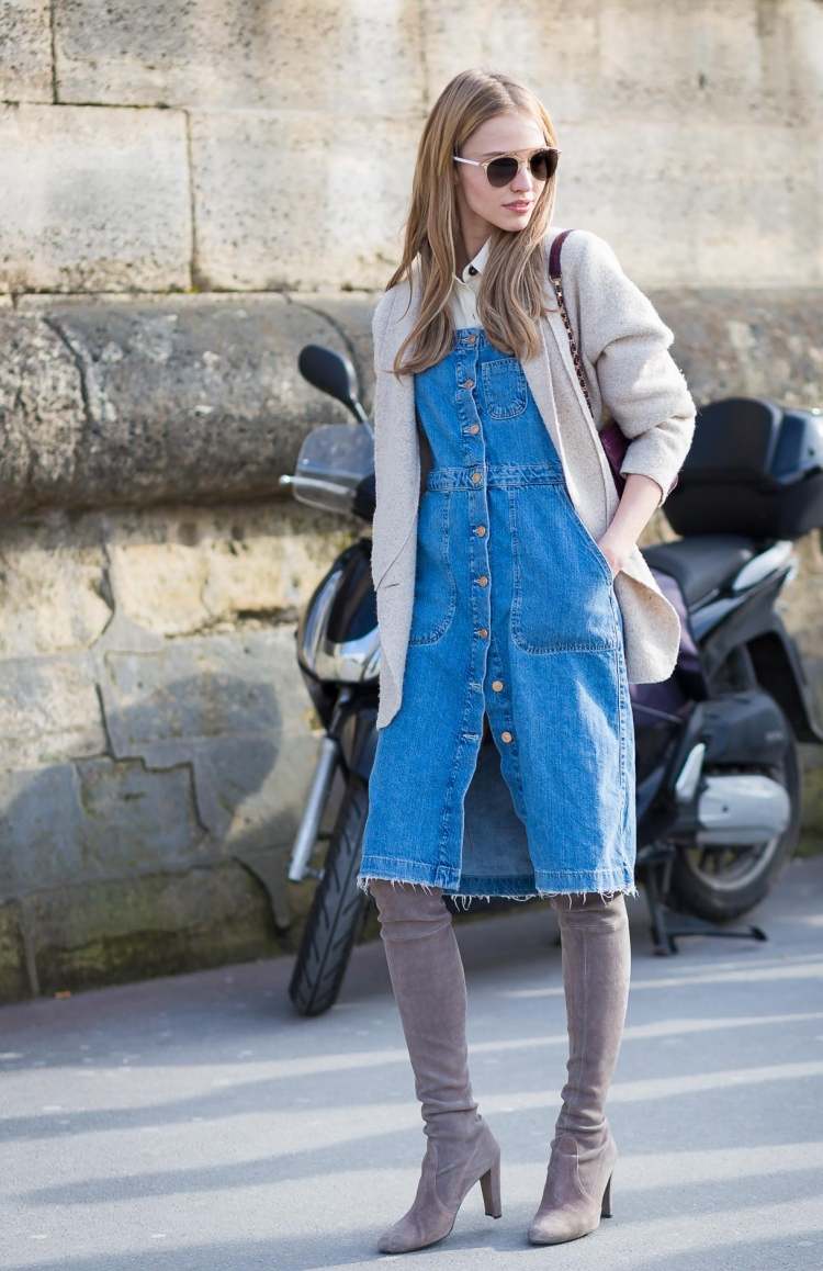 Vintage riflové šaty so zapínaním na gombíky vpredu a semišovými čižmami outfit-nápady-vesty-oversize-overknee-boots-semiš-sivá-denim-šaty