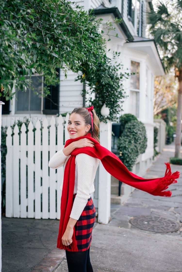 Skombinujte zimné outfity s módnymi trendmi 2020 mini sukne Kaormuster