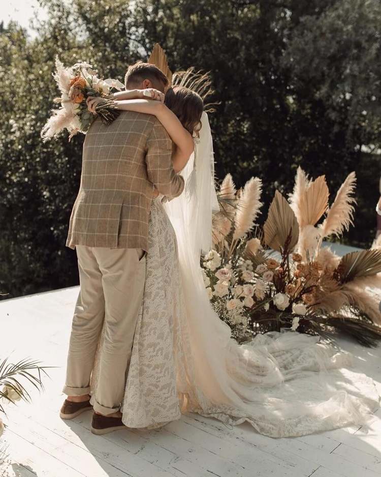 trend pampasovej trávy na svadby