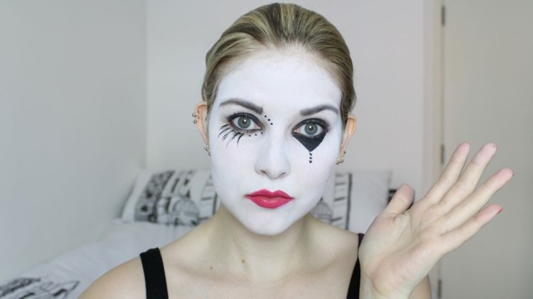 nápady na maľovanie na tvár pre ženy na karnevalové halloweenske tipy na elegantný make-up