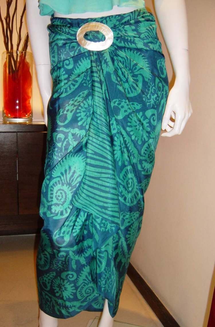 pareo-tkanina-obal-pláž-obväzy-okolo bokov