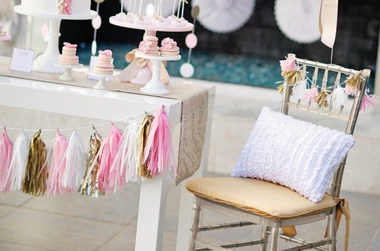 Strapce si urobte sami z papiera párty-dekorácia-nápady-urob si sám-strapce-drotár-papier-vreckovka-papier-zlatá-ružová-biela