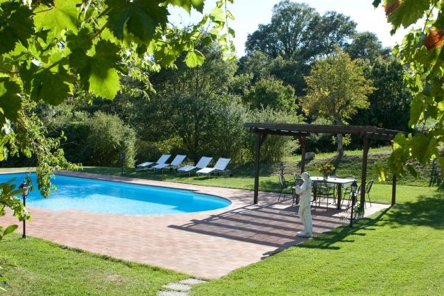 focus stolička stôl dvorček tvar dekoratívne figúrky