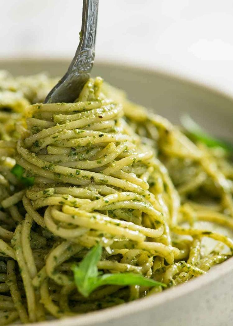 Nízkokalorické pesto z cestovinovej omáčky uľahčuje zdravé recepty na chudnutie