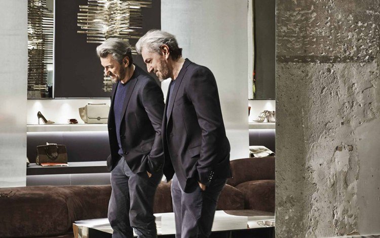 Vincenzo De Cotiis je dizajnér talianskej modernej sochy