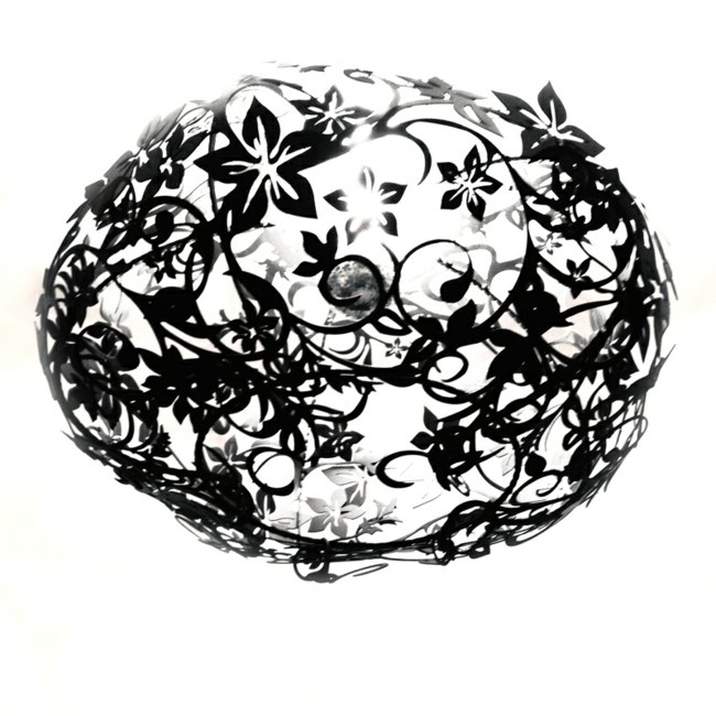 čierna závesná lampa kovová laserom rezaná žiarovka Kovová laserom rezaná žiarovka do obývačky