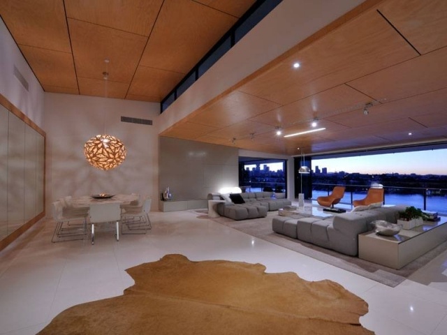 norman-park-penthouse-byt-kožuch-koberec-neutrálne-farby-interiérový dizajn