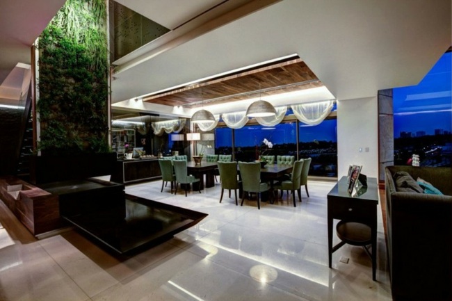 Nástenné osvetlenie jedálenského stola strop