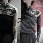 Puč u crnoj tetovaži - zamislite samo - što se može zabiti ovim iglama za tetoviranje - fotografija 6