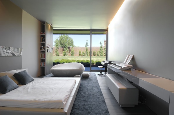 moderné-biely-dizajn-sivé-prvky