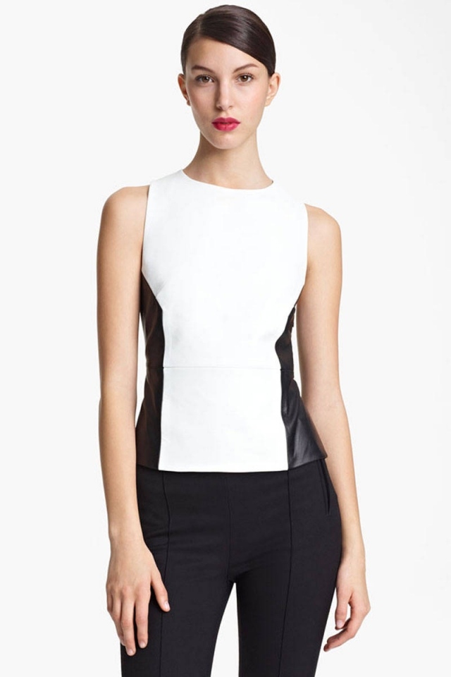 Klasika a elegancia - biely top s čiernymi nohavicami čierno-biele-oblečenie-ženy-elegantné-nohavice