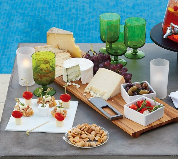 Večera záhradní priatelia pozývajú dekoráciu stola Pozvite priateľov, nápady na dekoráciu stola na stôl