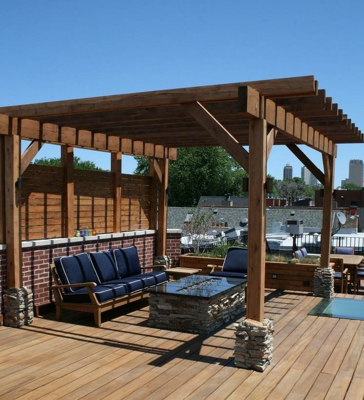 Pergola-postavte si-drevo-stavba-prírodný kameň-krb