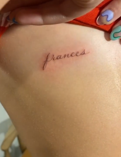 Prva tetovaža Maddie Ziegler - fotografija 1