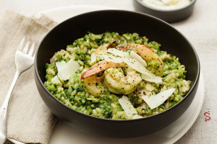 Zelené pesto s ryžou Recept na rizoto s krevetami