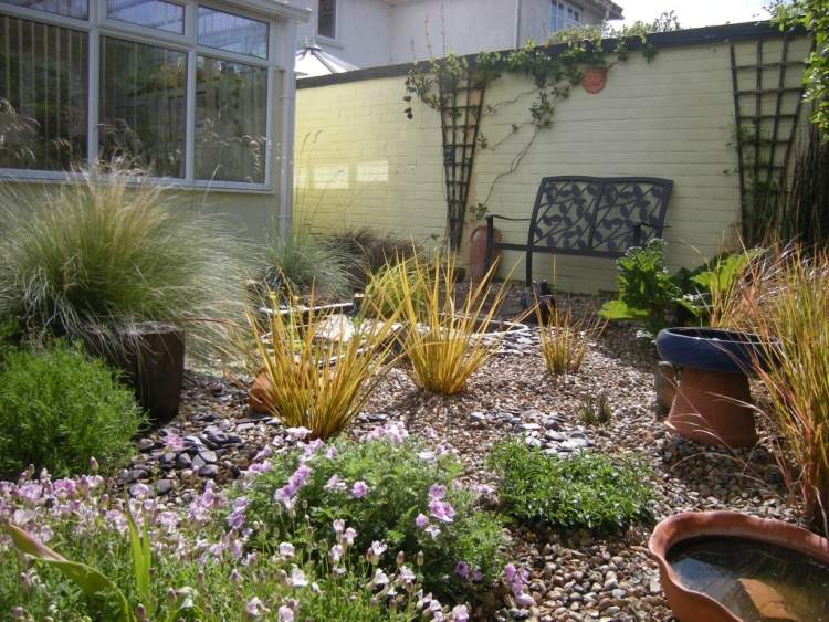 rastliny-štrkové záhony-stredomorský-dvor