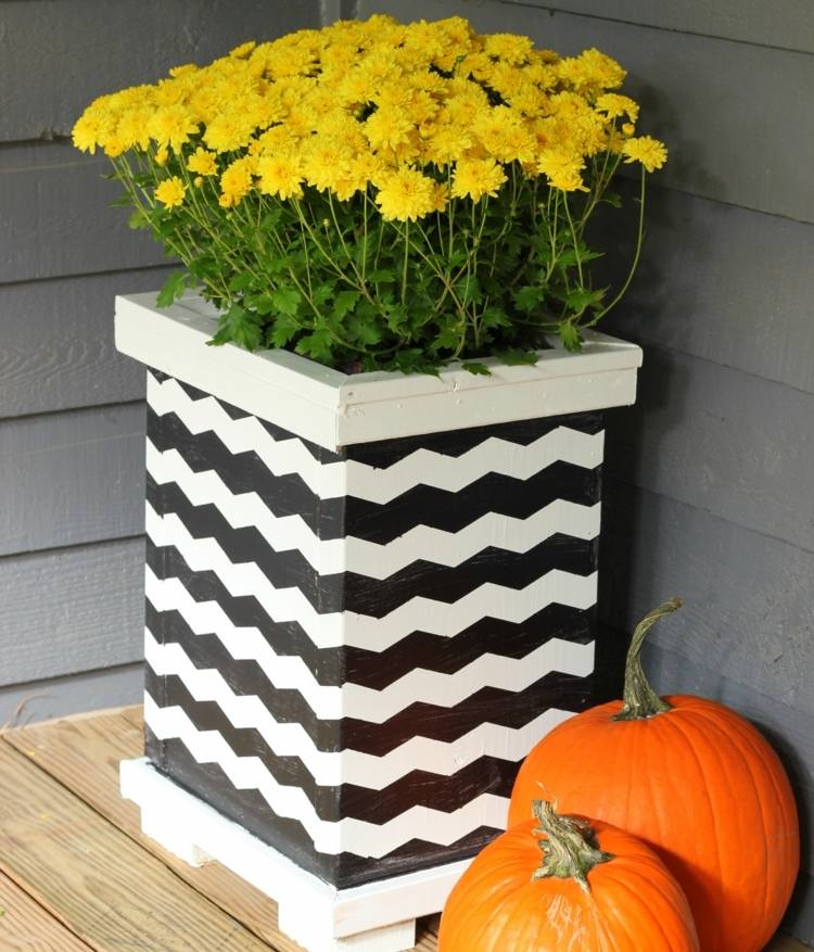 Korenie-rastliny-kvetináče-drevo-premaľovať-nápady