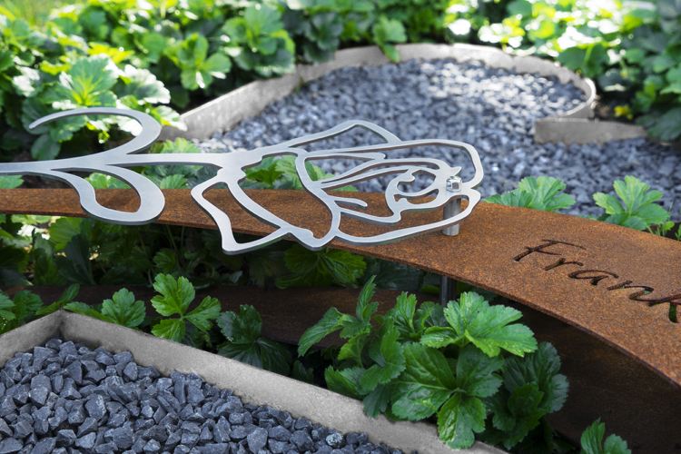 ľahko udržiavateľný hrobový hliníkový pás zo štrku