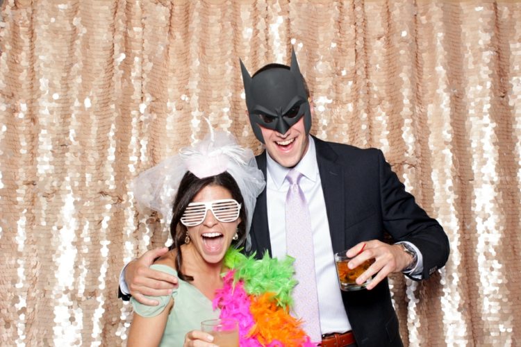 vtipné fotografie príslušenstvo maska na okuliare svadobný závoj