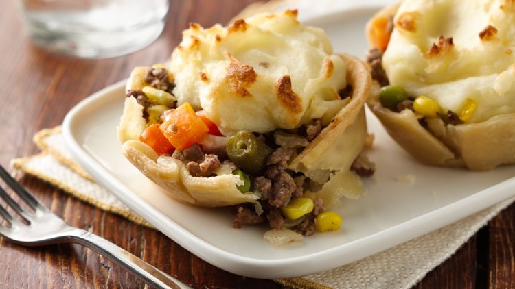 Mini ovčiarsky koláč s mletým mäsom a zemiakovou kašou piknik-recepty-britsko-anglicky-ovčiaci-koláč-mleté mäso