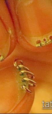 Photo Nail Piercing (value) - example drawing - 005