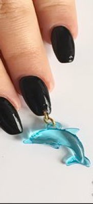 Photo Nail Piercing (value) - example drawing - 018