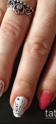Photo Nail Piercing (value) - example drawing - 037