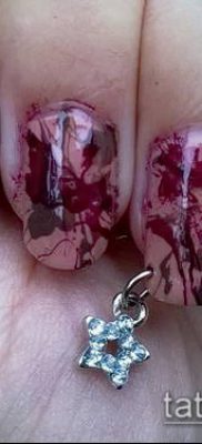 Photo Nail Piercing (value) - example drawing - 040
