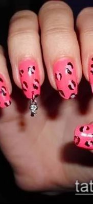 Photo Nail Piercing (value) - example drawing - 050