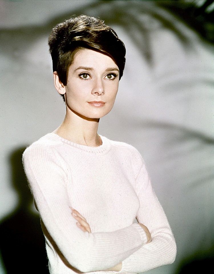 Pixie Cut 2021 Celebrity s krátkymi účesmi