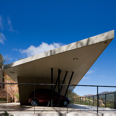 fasáda moderného domu vzrušujúca architektúra z Brazílie - fasáda