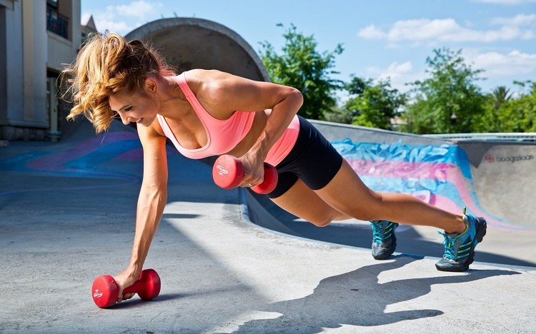 Tréningový plán hornej časti tela pre domácnosť