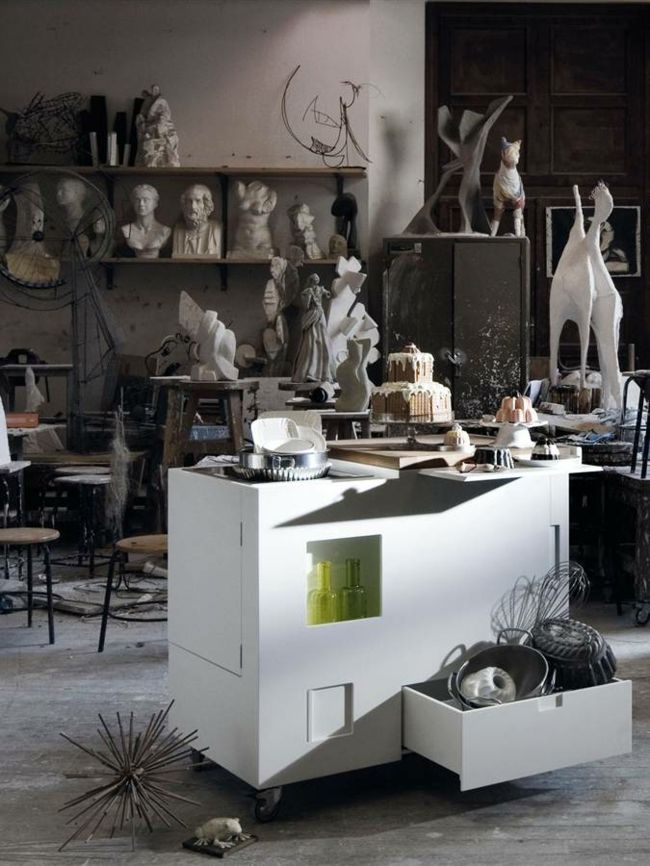 priestorovo úsporná puristická mini kuchyňa moderného dizajnu Mini kuchyňa v modernom dizajne, puristický tvar