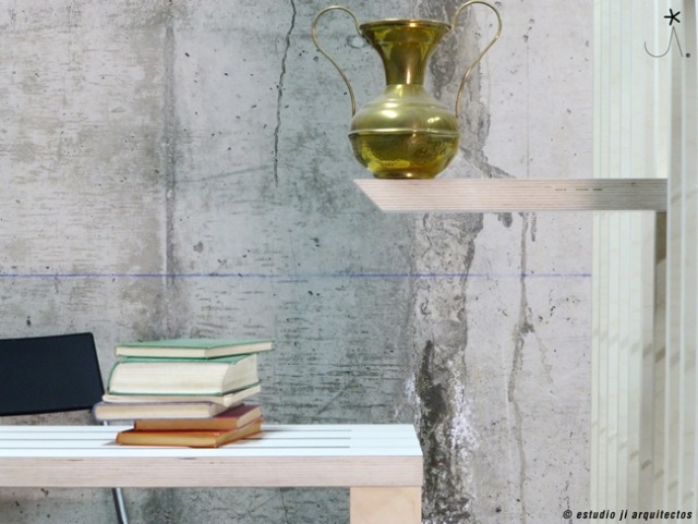 modulárny policový systém na vybudovanie výstavnej plochy Zostavte si modulárny policový systém sami