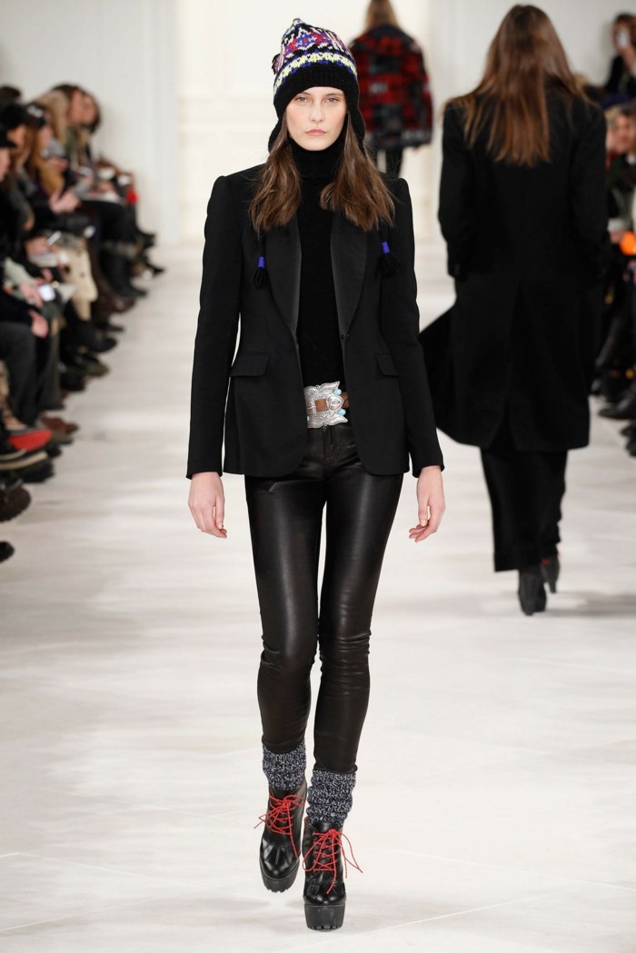 čierne oblečené legíny s koženým vzhľadom Čiapka pletená opaskom-čierna-blejzer