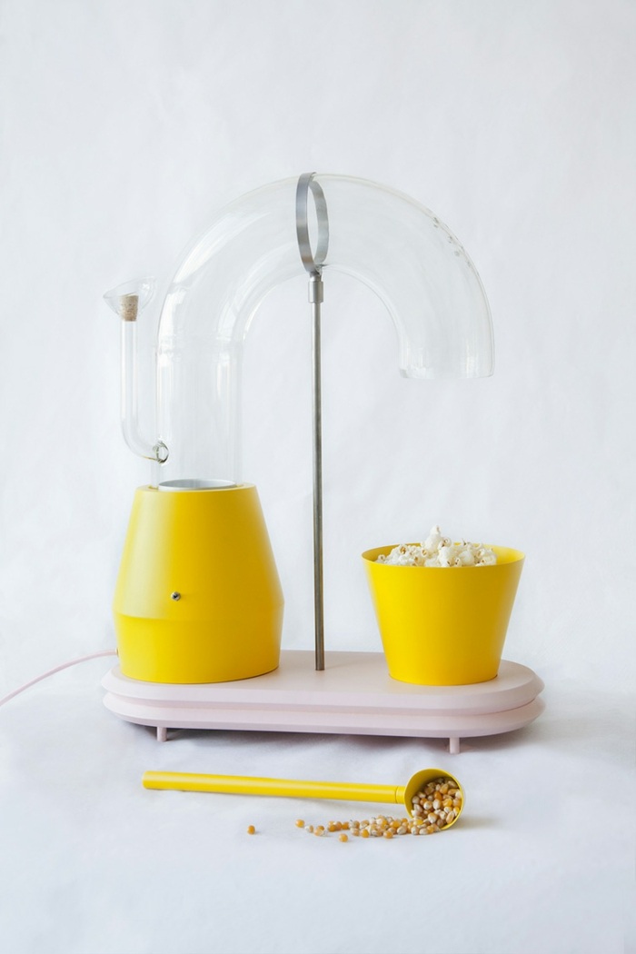 Stroj na popcorn má vtipný dizajn v žltej farbe stroj na popcorn monzúnový dizajn trubice žltý plast