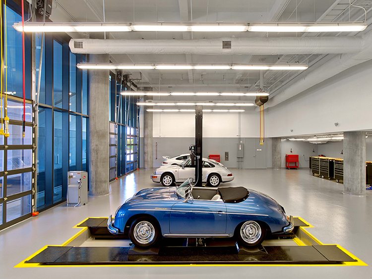 porsche-center-cars-sports-car-vyrobca-usa-atlanta