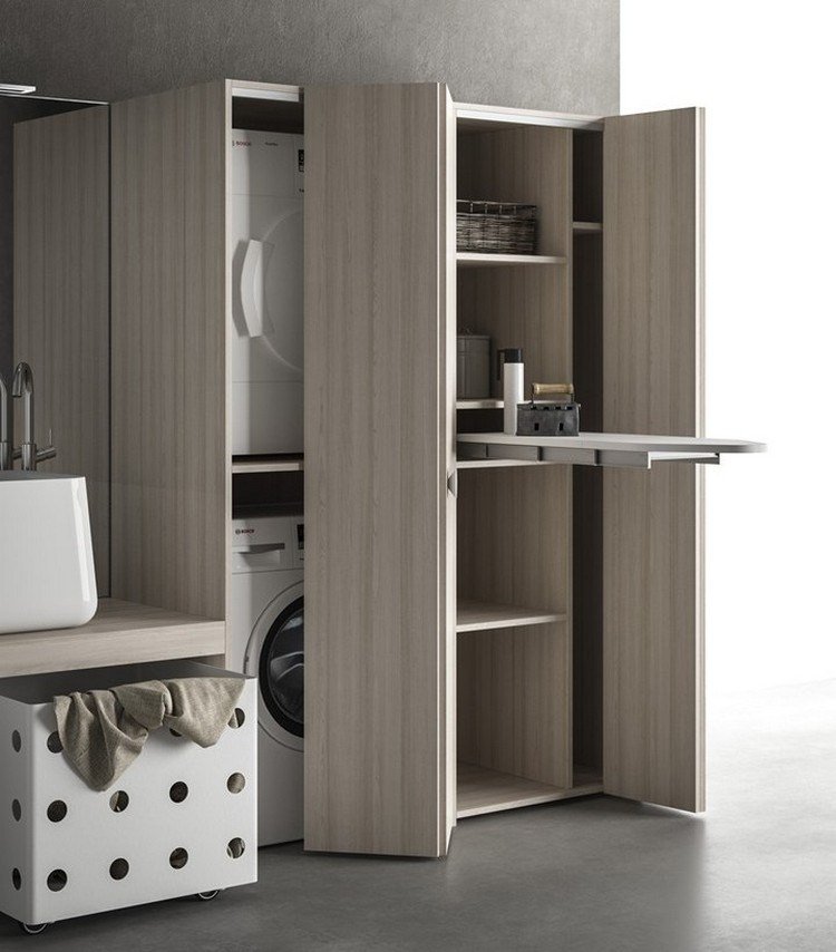 Kompaktná skriňa s práčkou, sušičkou a vstavanou žehliacou doskou Skrine do technickej miestnosti vstavané žehliace dosky-práčka-sušička