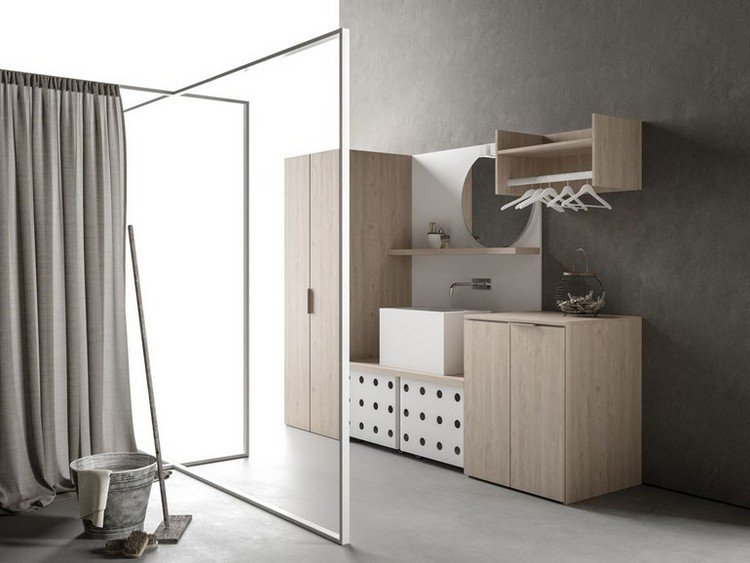 Skrine, skrytá práčka a umývadlo v technickej miestnosti Úžitkové miestnosti-skrine-vešiaky-vešiaky-koľajničky-zásteny-sklenené závesy